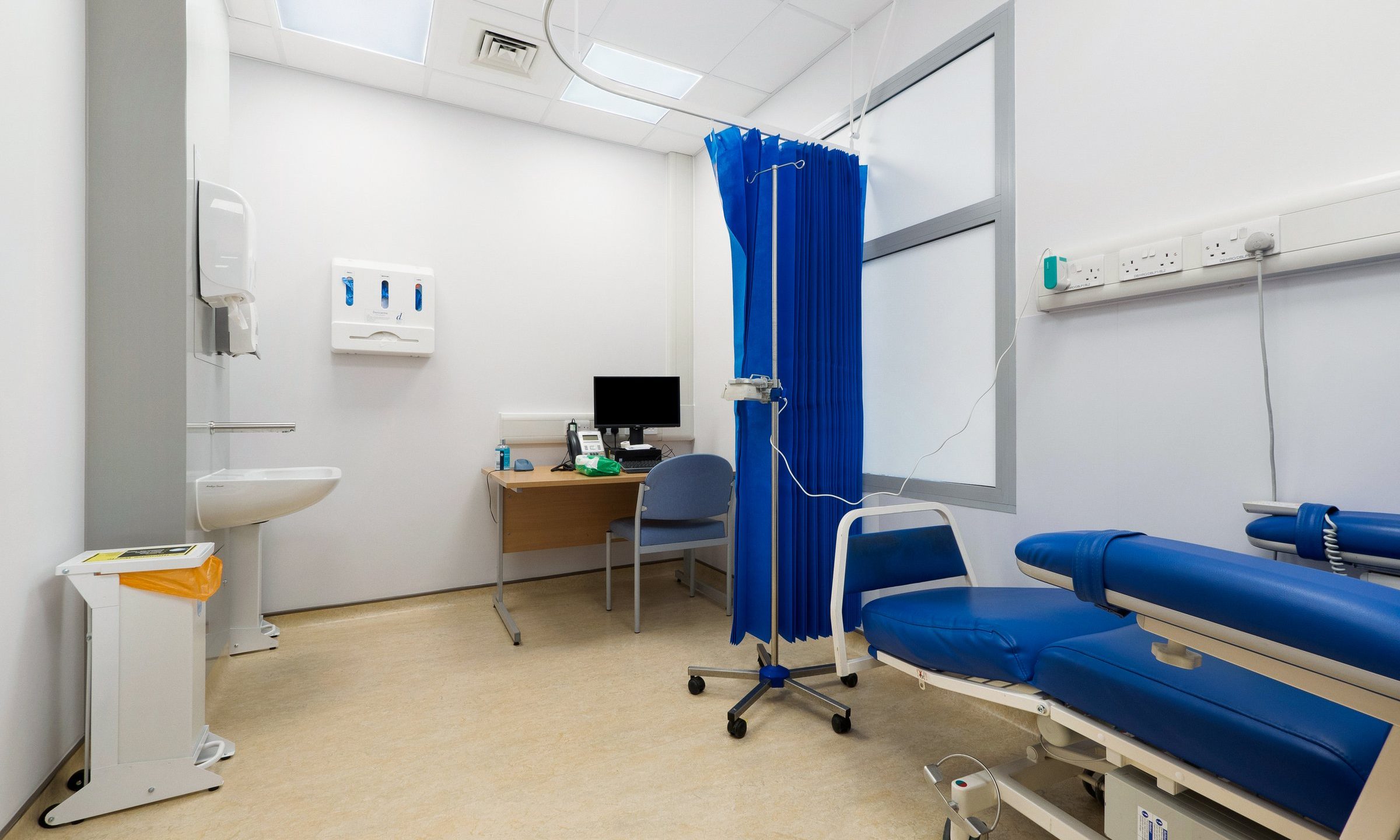 Broomfield Hospital – UTC Ward, photograph 1 of 8