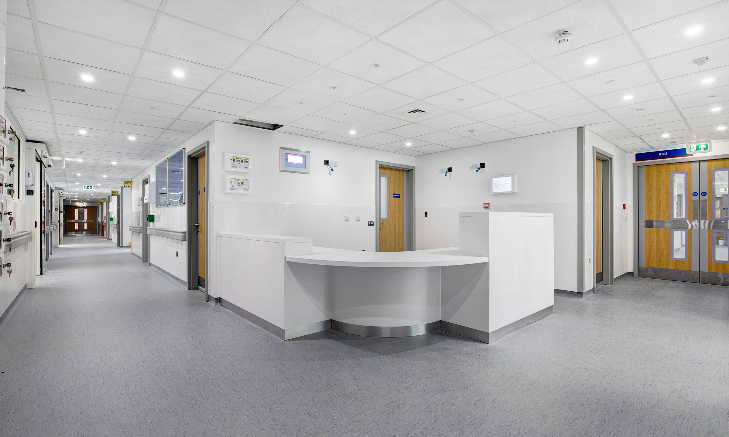 Medway Hospital – Ruby Ward, photograph 1 of 6