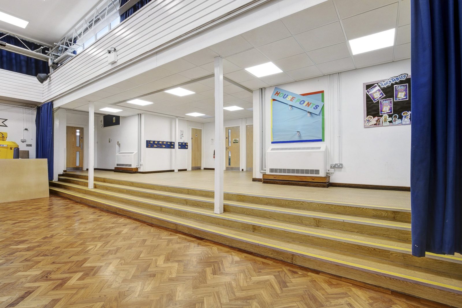 Darrick Wood Junior School, photograph 2 of 10
