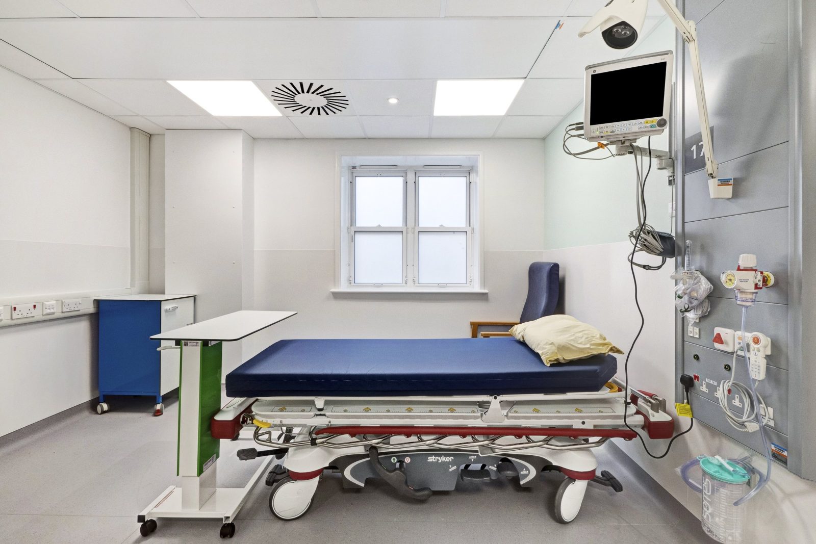 Barnet Hospital – Acute Medical Unit, photograph 6 of 18