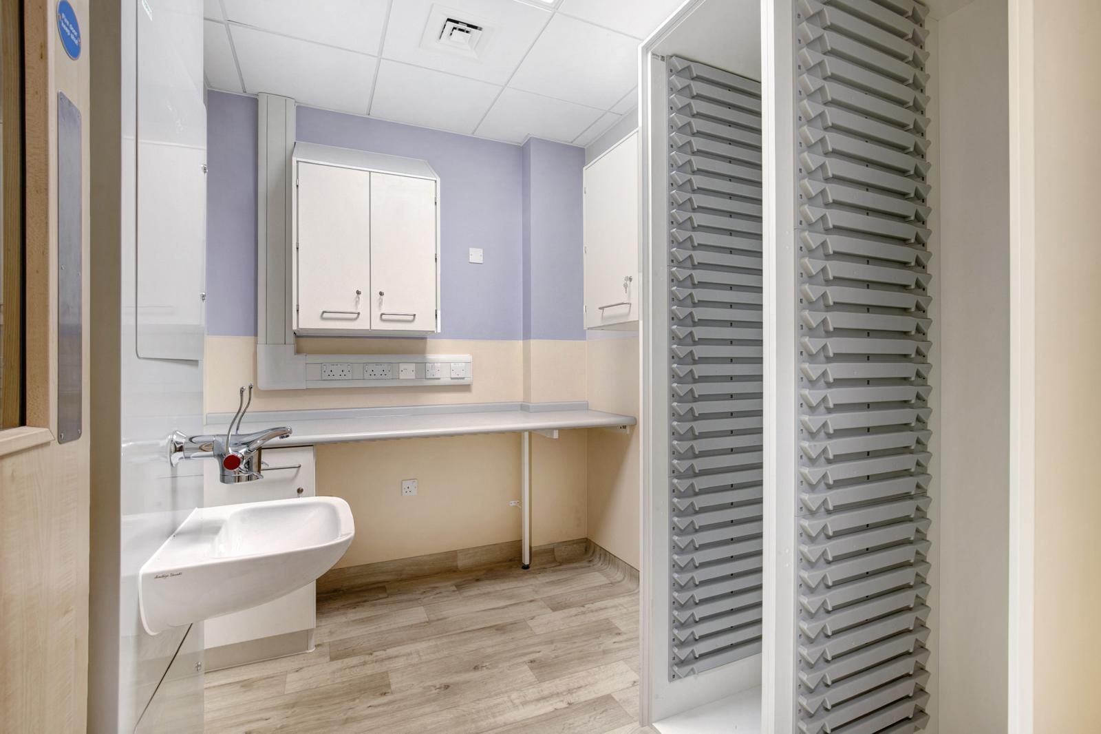 North Middlesex University Hospital – DSU, photograph 14 of 18